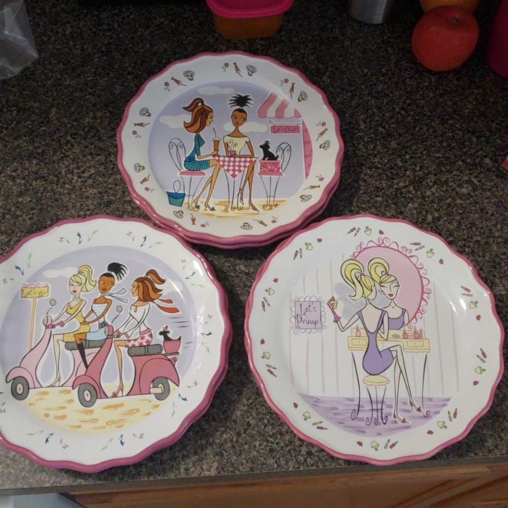 Set3 Mary Kay. Girlfriend collection ceramic plates.
